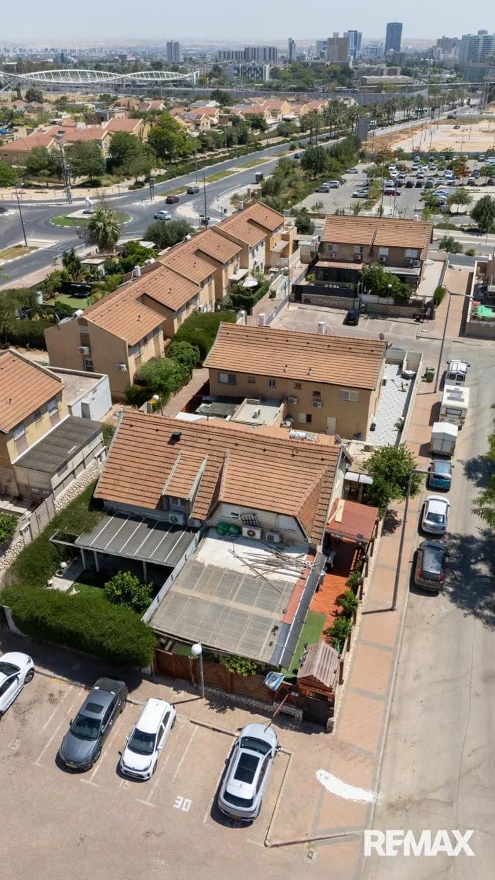 קוטג׳ 1